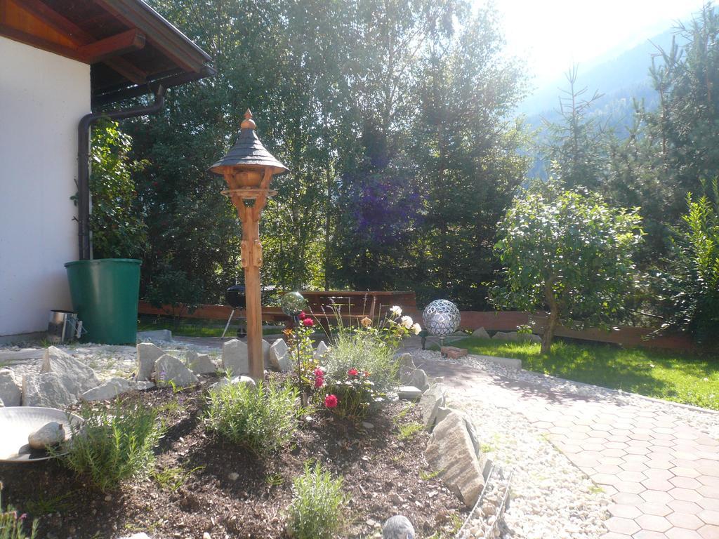 Familienferienwohnung Manuela Scherer Neukirchen am Großvenediger Exterior foto